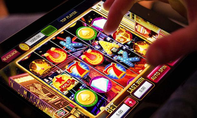 Заманчивые бонусы и другие положительные стороны казино онлайн в интернете Золотой кубок