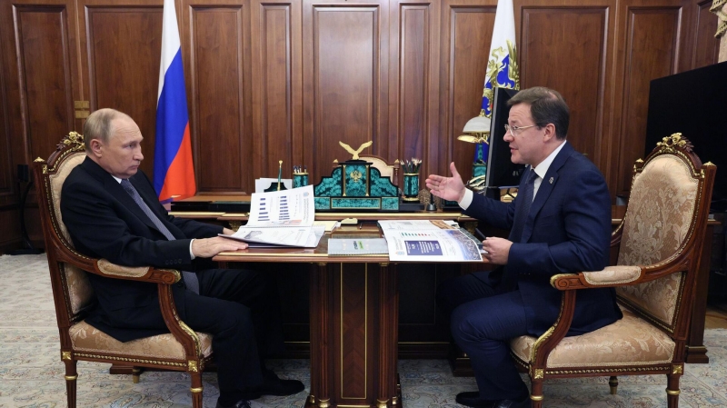 Путин во вторник встретится с губернатором Самарской области
