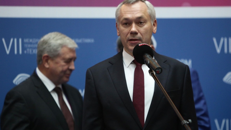 Новосибирский губернатор Травников начал кампанию по переизбранию