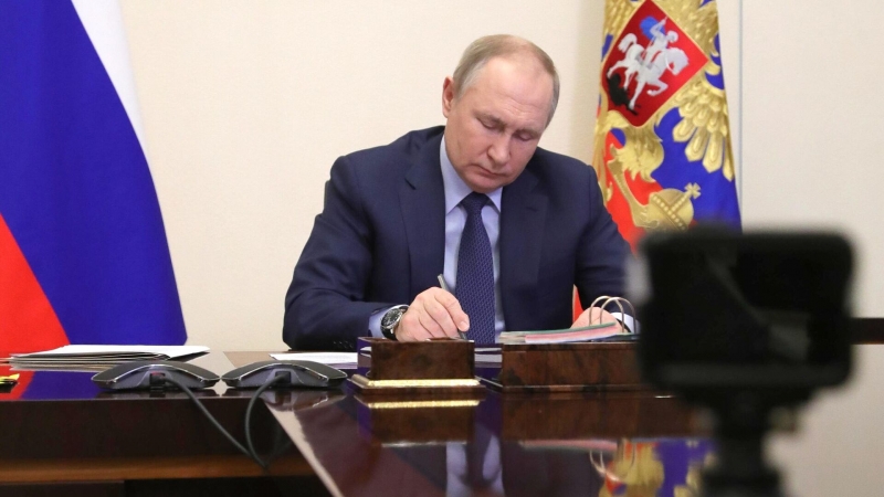 Путин подписал законы о создании судов в ЛНР и Запорожской области