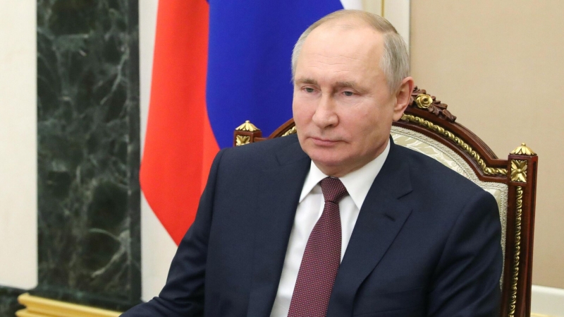 Путин предложил Совбезу рассмотреть вопросы информационной безопасности