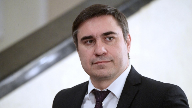 Глава комитета ГД Хубезов решил уйти с должности для участия в спецоперации