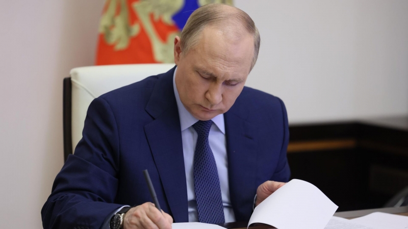 СМИ: Путин одним ударом обрушил безжалостный план Зеленского по России