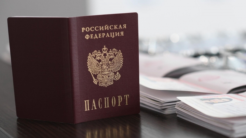 Более половины жителей Запорожской области получили российские паспорта