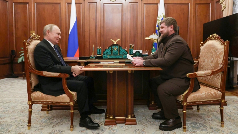Песков подтвердил, что Путин встретился с Кадыровым
