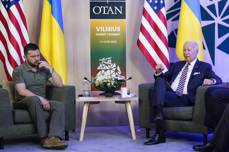 "Триумф Путина". Украина обвинила НАТО в предательстве