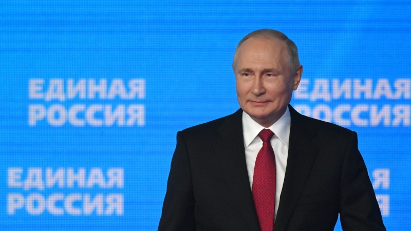 "Единая Россия" примет активное участие в кампании Путина, заявил Турчак