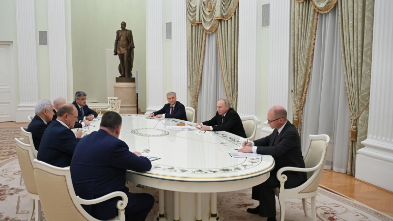 Нечаев поблагодарил Путина за позицию по экономическим статьям
