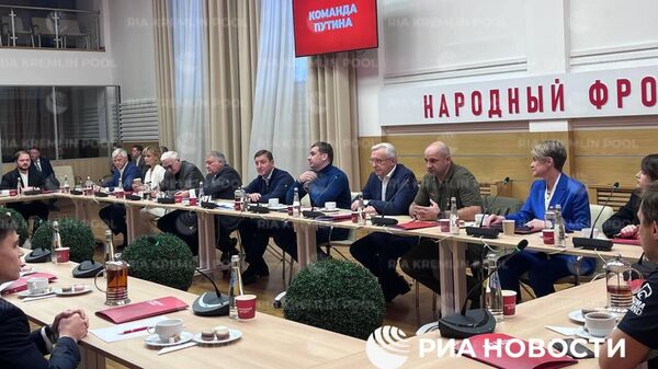 В штабе Народного фронта проходит заседание по выдвижению Путина на выборы