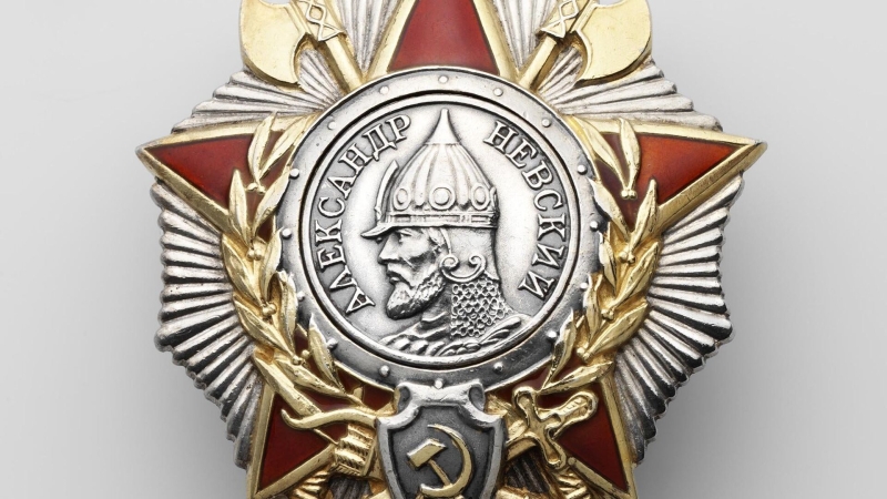 Путин разрешил присуждать орден Александра Невского посмертно