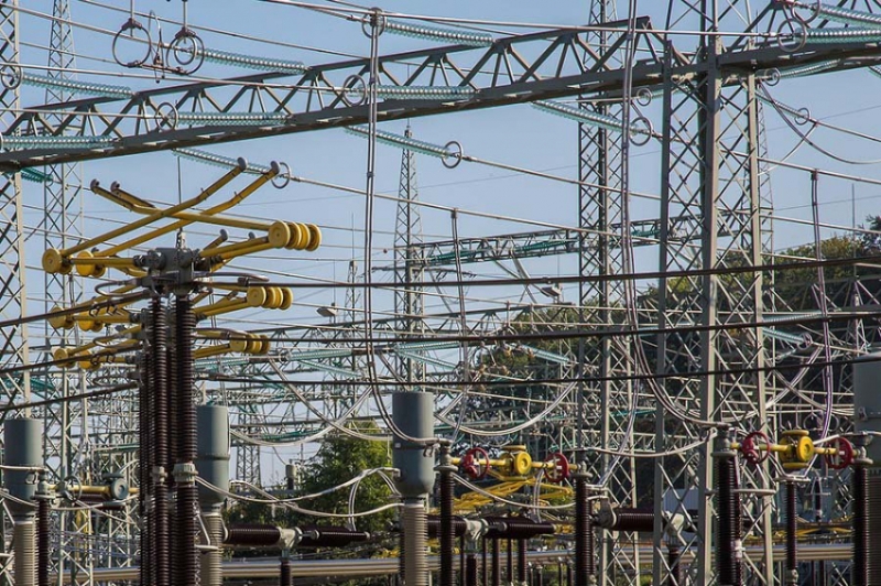 Украина сообщила о повреждении ТЭС и ГЭС в центре и на западе страны