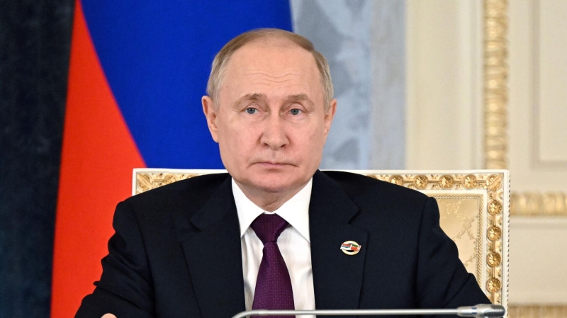 Путин призвал добиваться раскрываемости коррупционных преступлений