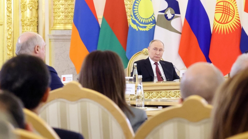 Путин оценил сотрудничество России и Армении в рамках ЕАЭС