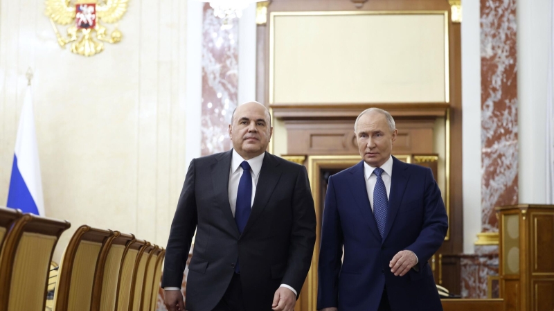 Путин призвал Мишустина собраться и работать без пауз