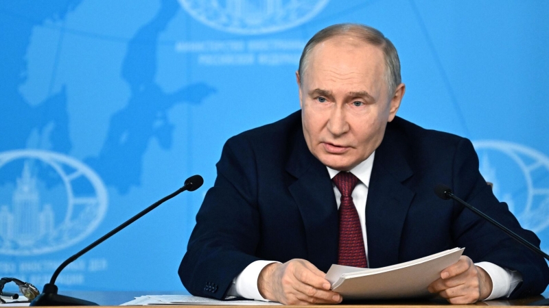 В Киеве могут задуматься, стоит ли прислушаться к Путину, заявил Песков