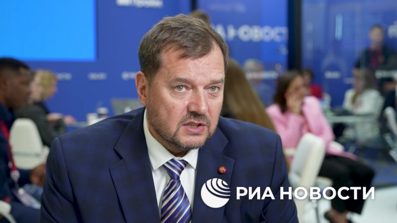 В Кремле не ведут дискуссии о новом федеральном округе, сообщил Песков