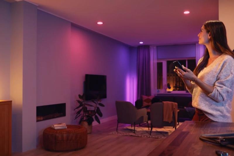 Россияне столкнулись с трудностями при управлении умными лампами Philips Hue