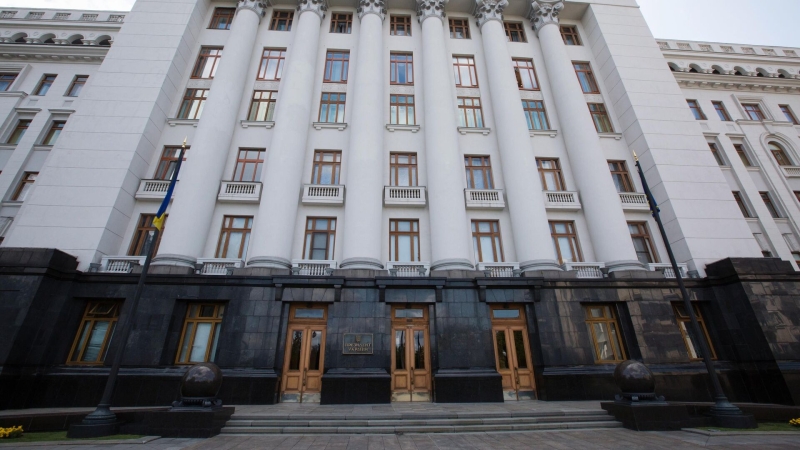 Песков рассказал о контактах России и США по линии отдельных ведомств