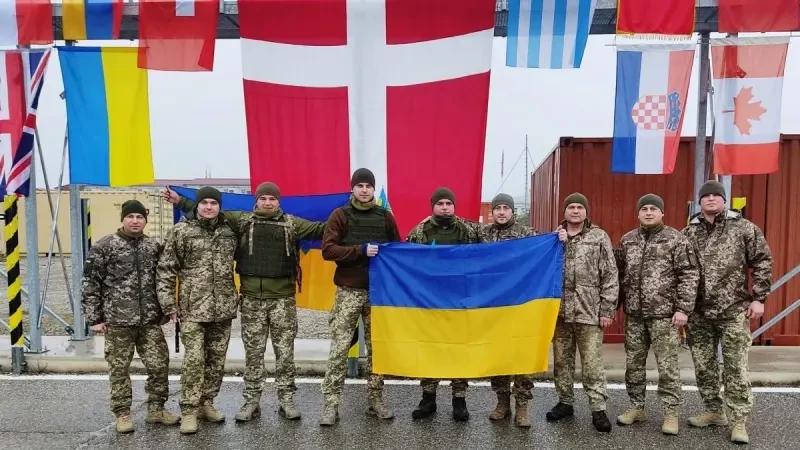 Запад рассматривает вопрос с вводом на Украину «миротворцев», но мешают позиции России и США