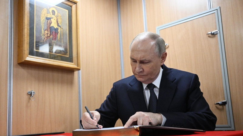 Песков рассказал о поездке Путина в Мурманск