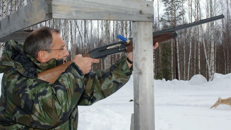 Собянин поздравил Лаврова с юбилеем