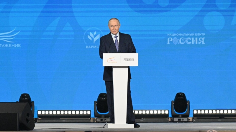 Песков пояснил слова Путина о ненанесении ударов по гражданским объектам