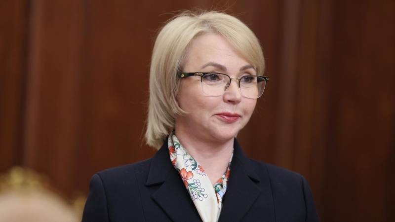 Путин поинтересовался у врио главы НАО, освоилась ли она на новом месте