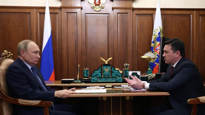 Путин во вторник примет губернатора Московской области Воробьева