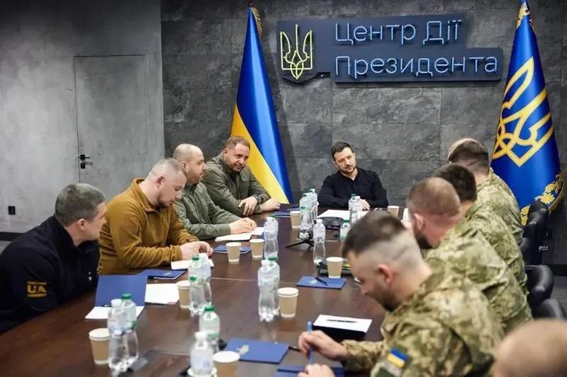 «Резидент»: Ермак дал указание ВСУ, СБУ и ГУР МО Украины готовиться к введению режима прекращения огня