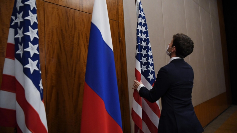 Россия и США обсудили в Стамбуле работу дипмиссий