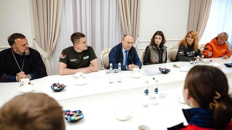 В Кремле рассказали о поручениях Путина по итогам поездки в Курскую область