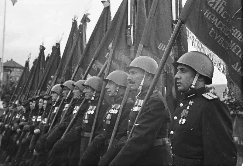 80 лет Священному Параду Победы