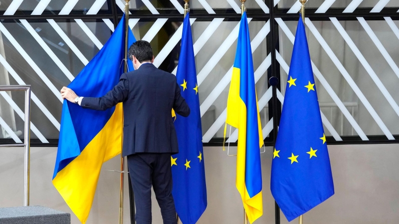 Медведев высказался о буферной зоне на границе России