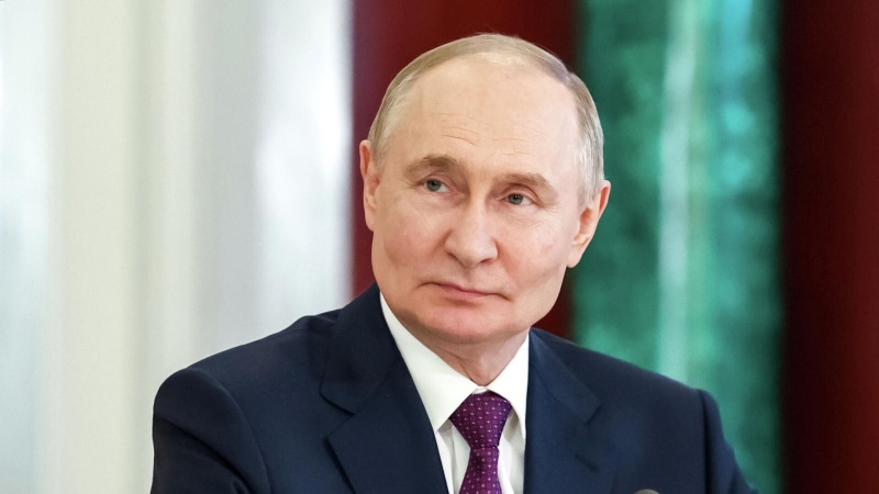 Путин призвал повысить уровень жизни в новых регионах