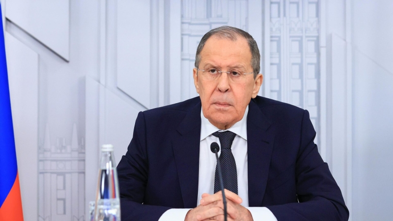 Путин встретится с участниками программы "Время героев"