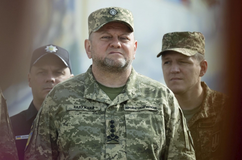 Армия против президента. Решение Зеленского вызвало на Украине кризис