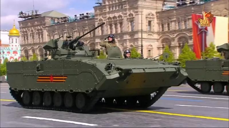 Боевые разведывательные машины БРМ-1 на службе и на параде