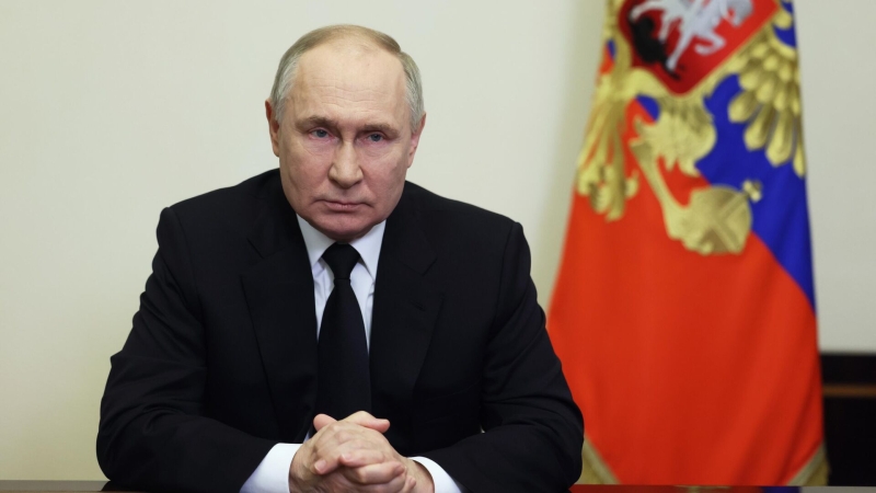 Путин: нужно ответить на вопрос, почему террористы пытались уйти на Украину