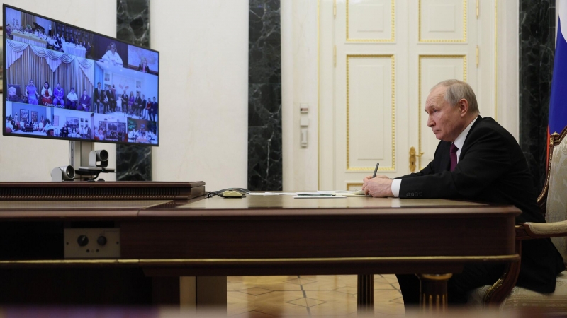 Путин заявил, что власти должны делать больше для улучшения жизни россиян