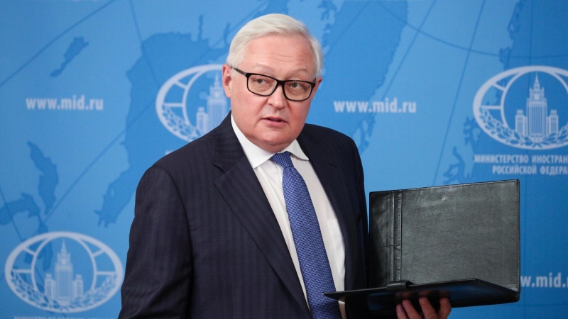 Россия продолжит попытки достучаться до США, заявил Рябков