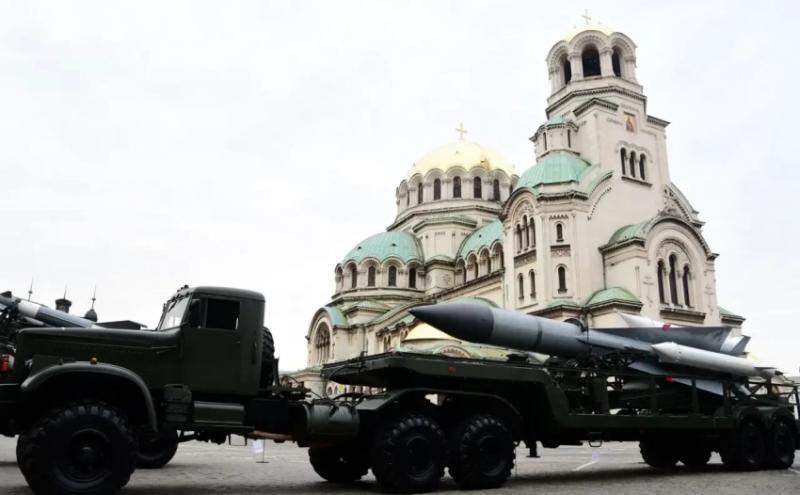 Служба и боевое применение ЗРК С-200 в дальнем зарубежье