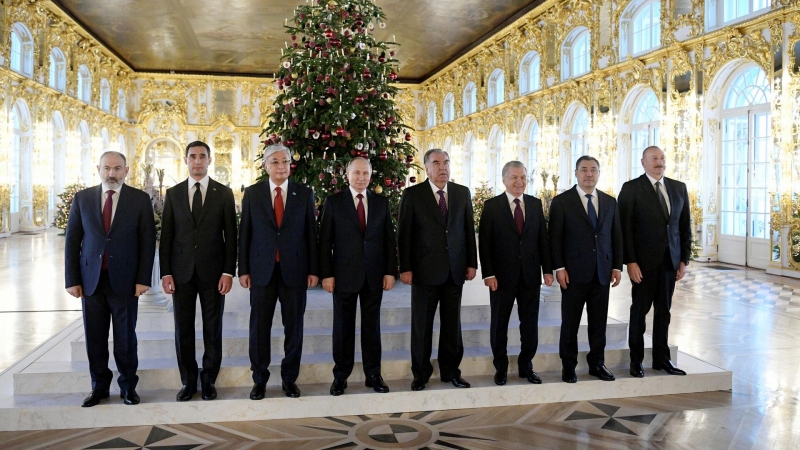 В Петербурге проходит неформальный саммит лидеров стран СНГ